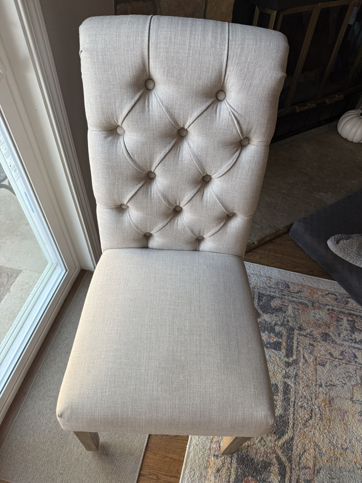 4 Upholstered Dining Room Chairs