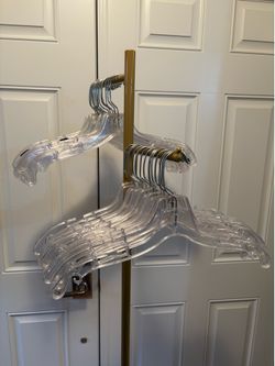 30 Clear Plastic Hangers (Hangers Only)