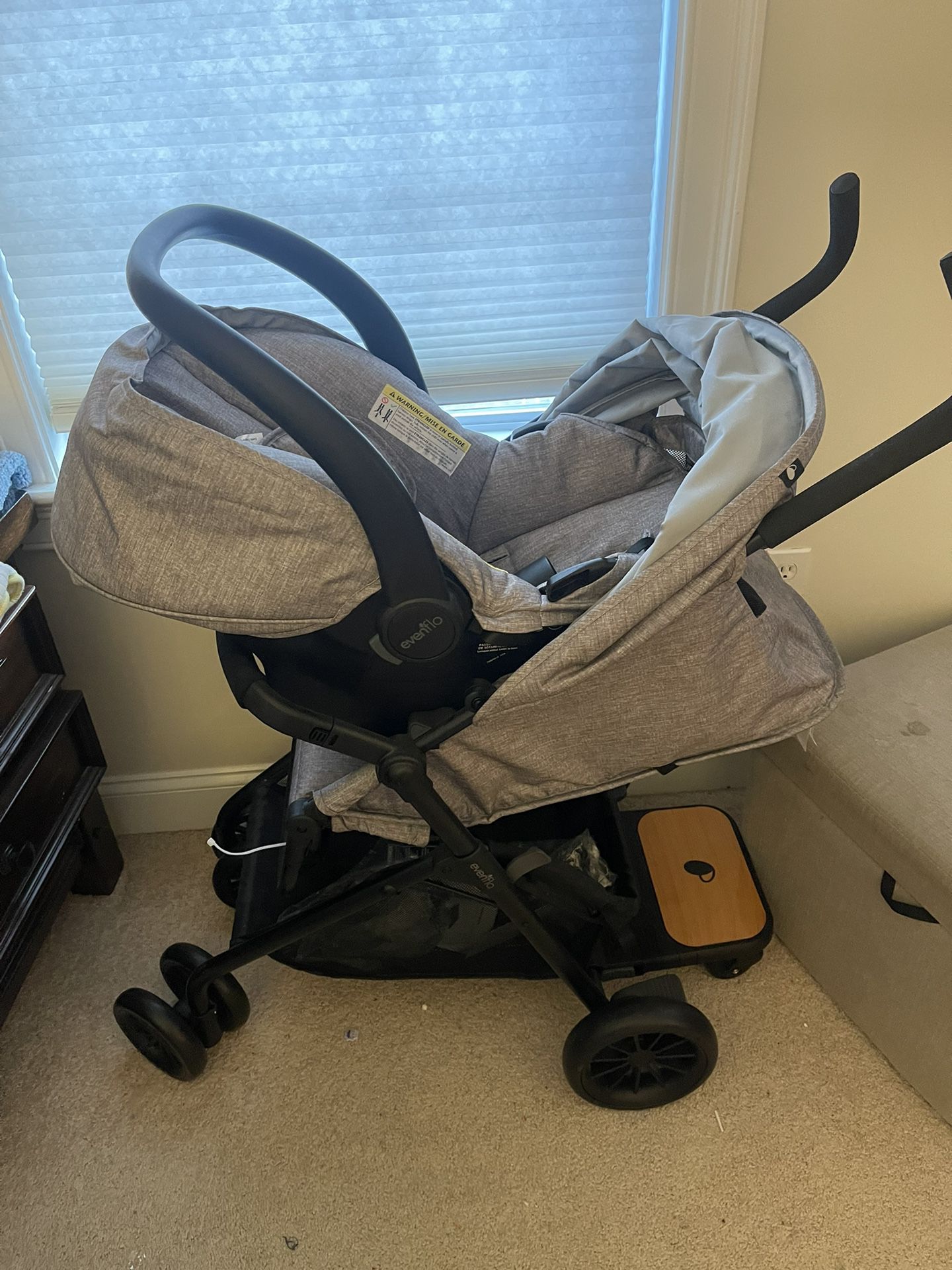 SIBBY TRAVEL SYSTEM WITH LITEMAX INFANT CAR SEAT
