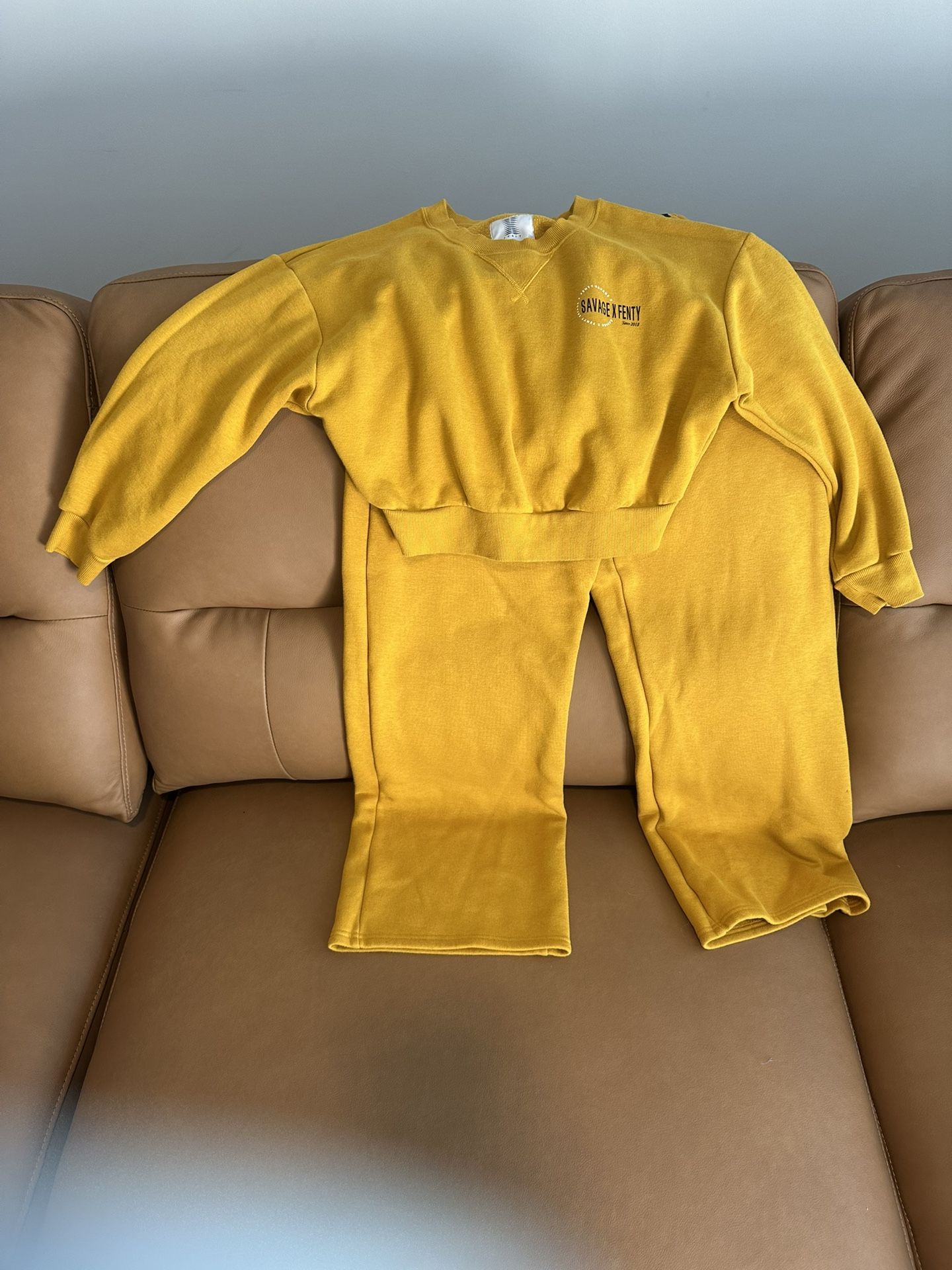 Savage Fenty Jogging Set -Mustard