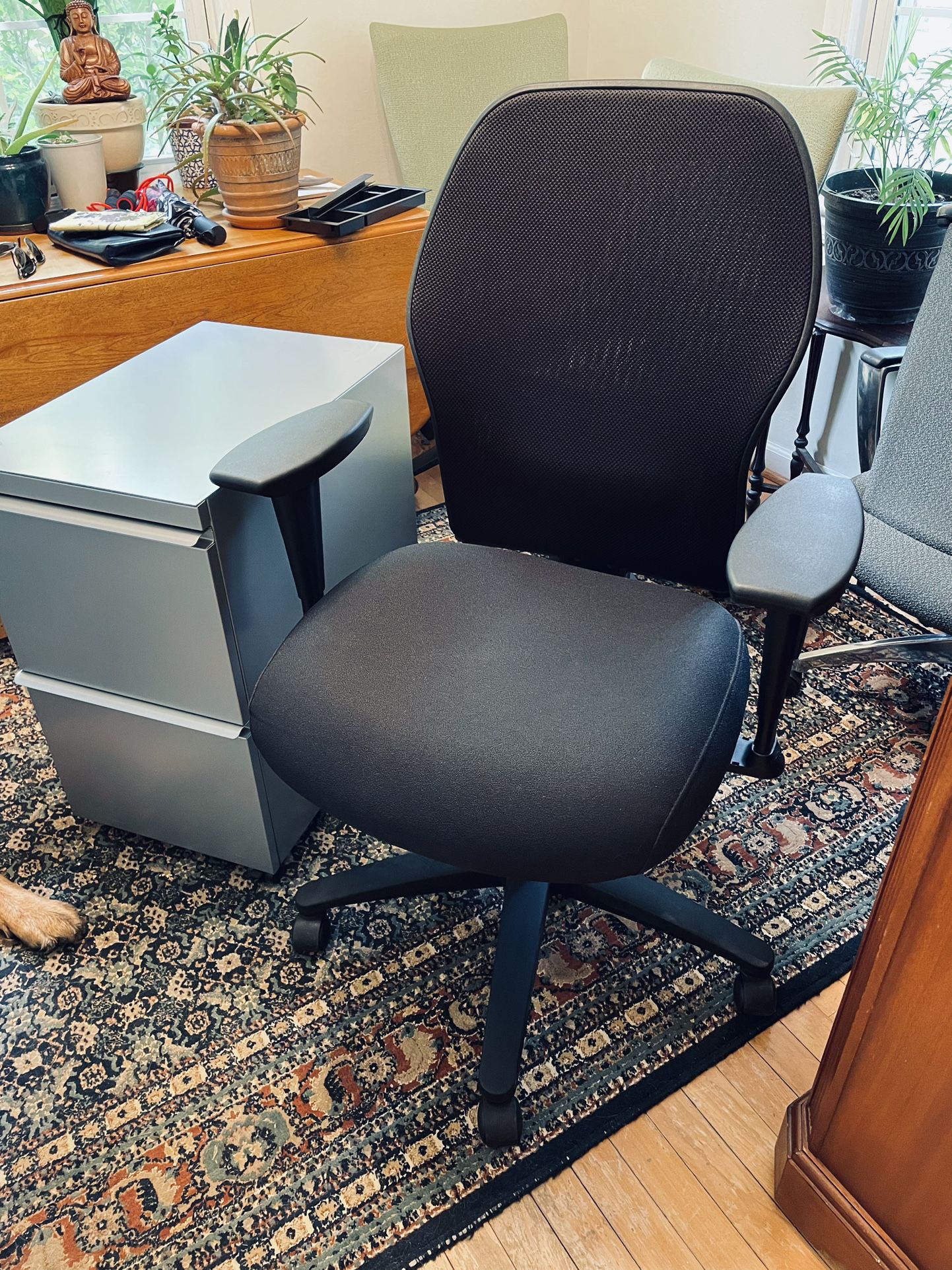 ErgoCentric Office Chair - Black Mesh Office Desk Chair
