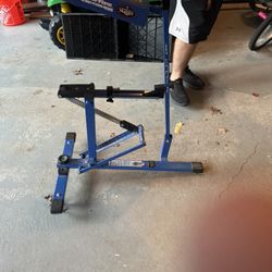 Louisville Slugger Pitching Machine