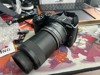 Mint Nikon Z30 w/ MF 50mm 1:1 macro lens and Viltrox macro tube