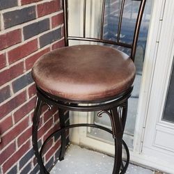2 Leather 360 Swivel Chairs/stools.