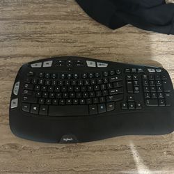 Logitech K350