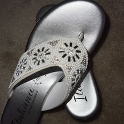 Silver Sandals Wedge Thong Style With White Beads N Mirror Design