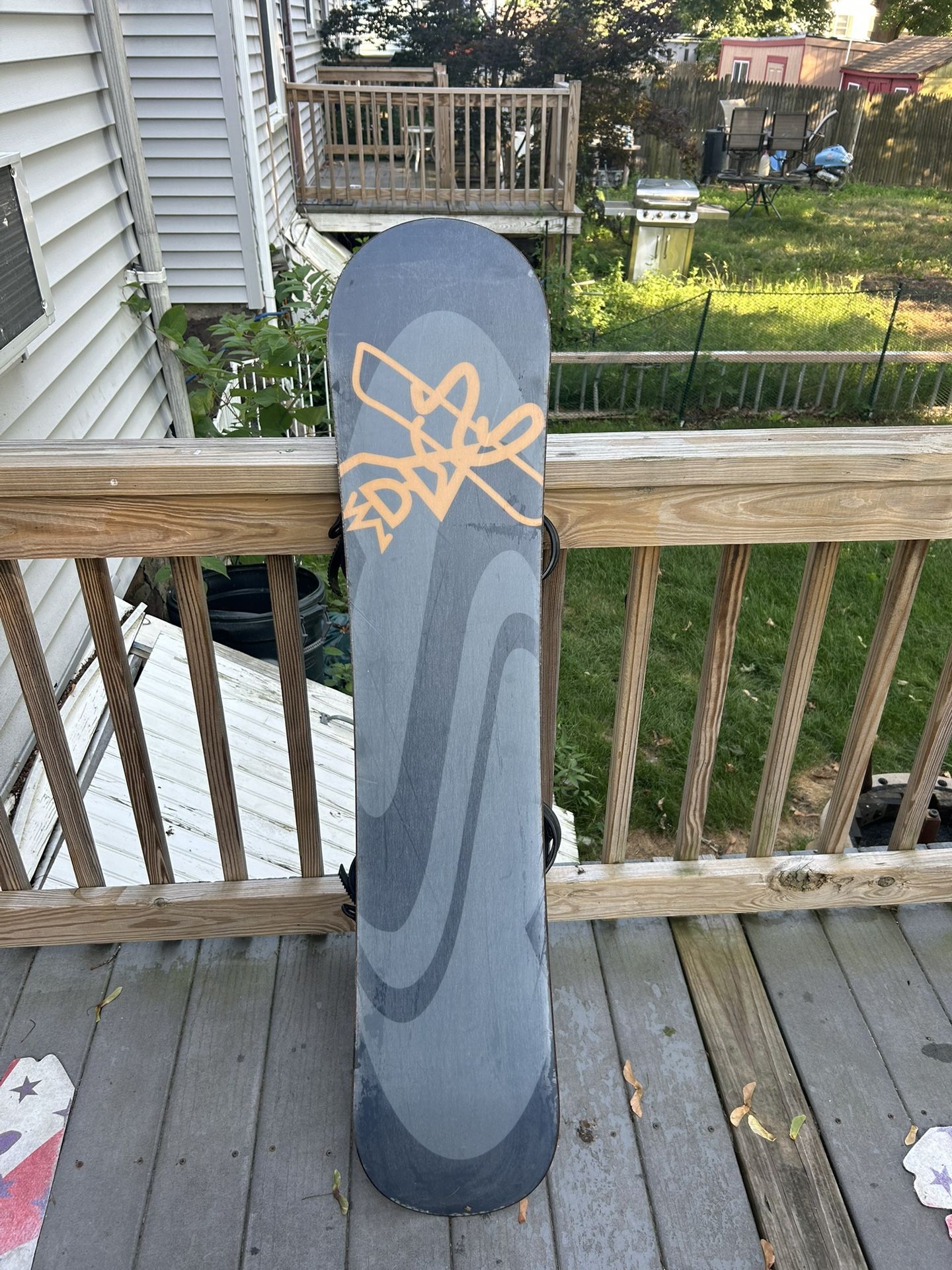 Kids snowboard