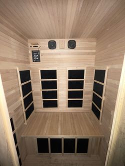 3 Person Wood Plug In Suna 