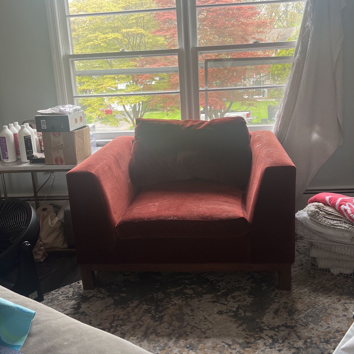 Comfortable Crushed Velvet Chair