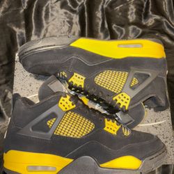 Jordan 4 Thunder Size 10