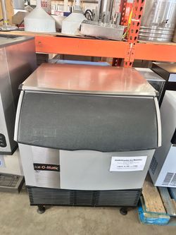 Ice maker