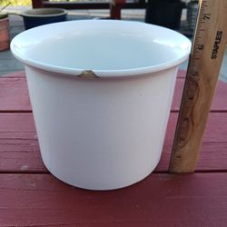 Planter / Flower Pot Sale (Be sure to check out my other ads!)