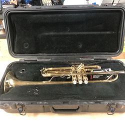 Trumpet, Musical Instruments BACH LittleBent But Works Fine 