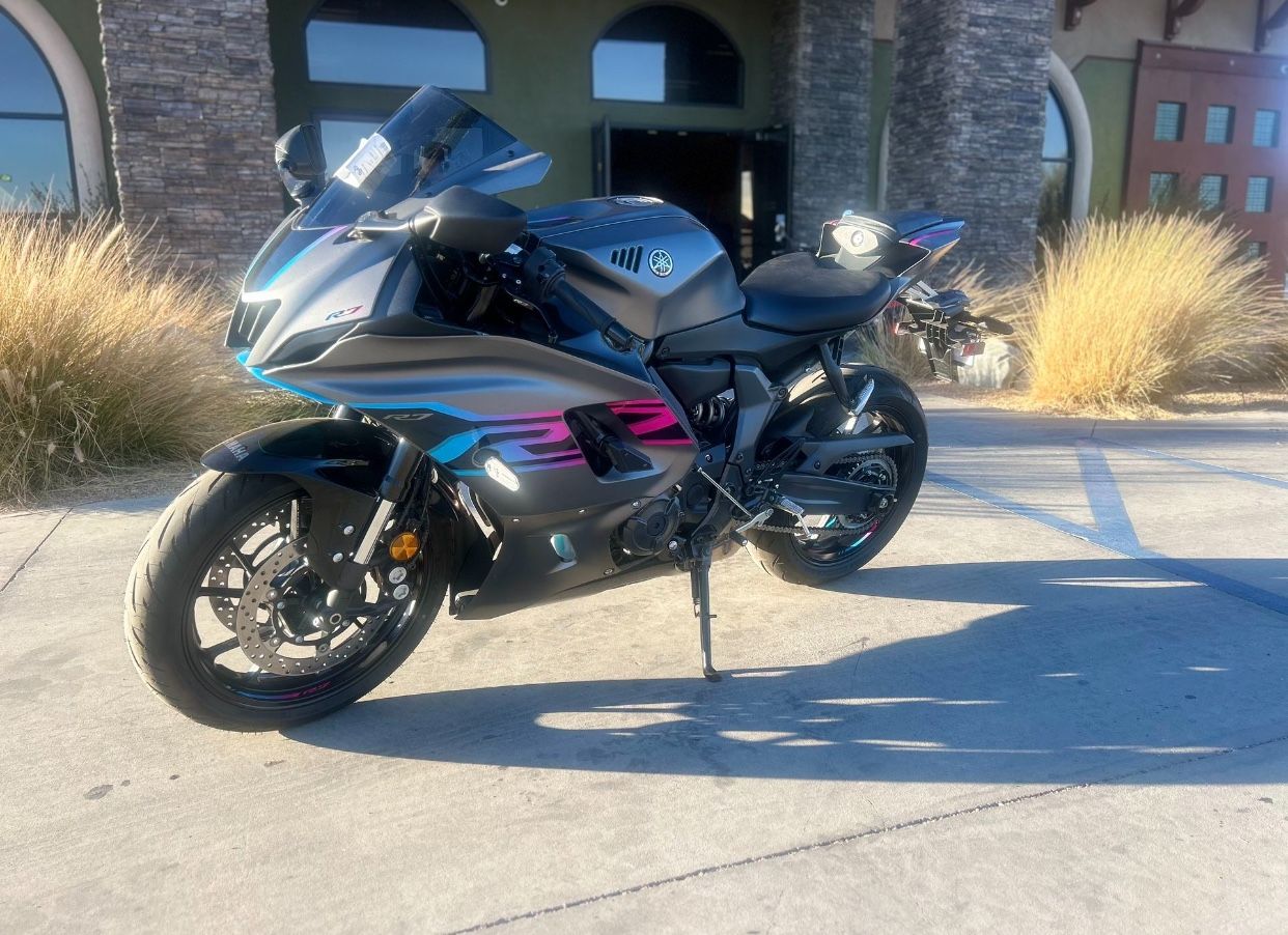 2024 Yamaha R7