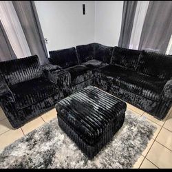 New Sectional Jumbo Corduroy Sofa Couch with USB Console and Ottoman! Free Delivery 🚚 !