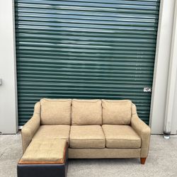 Beige Sofa With Ottoman FREE DELIVERY 🚚 