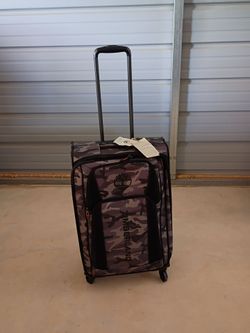 Timberland Expandable Softside Spinner Suitcase