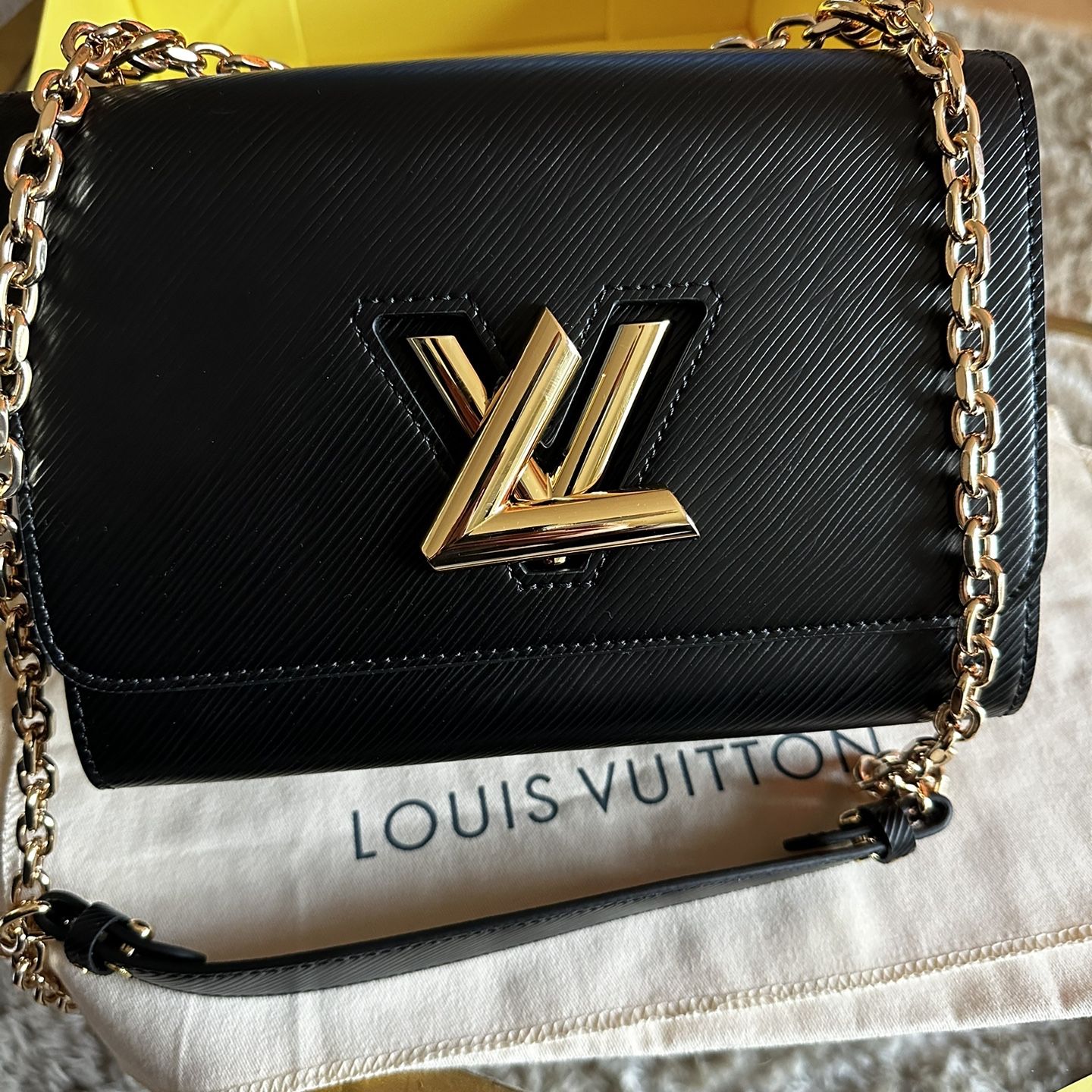 Louis Vuitton Twist MM Bag