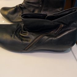 Black Ankle Boots Size 10wide