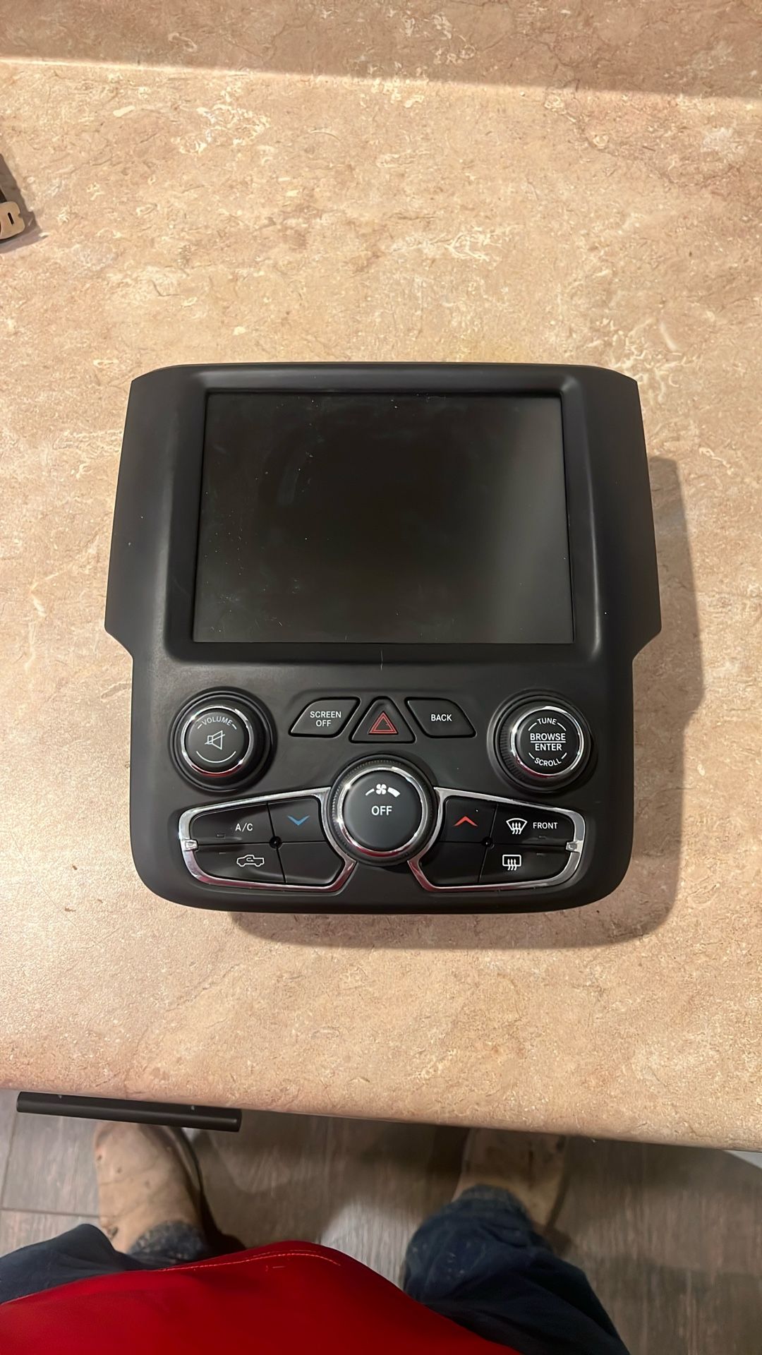 Ram 8.4 Screen
