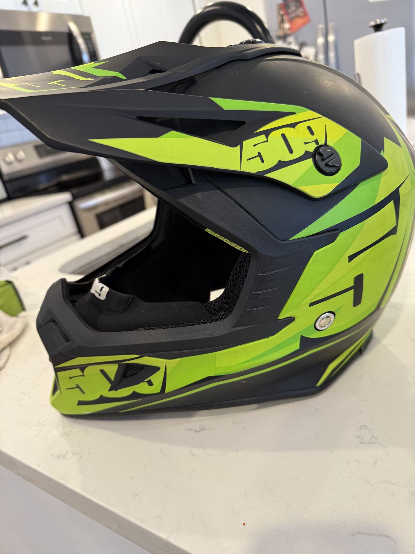 509 Snowmobile Helmet