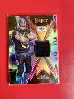 Wwe lot of four cards :Rey Mysterio / Dirty Dom Signed And Patch Cards