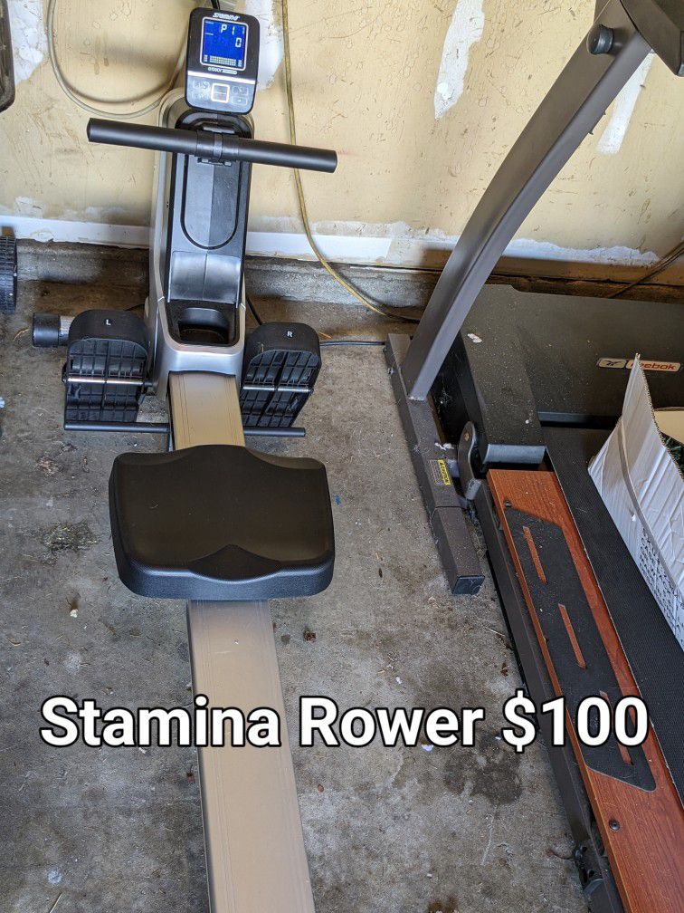 Stamina Rowing Machine With iTouch