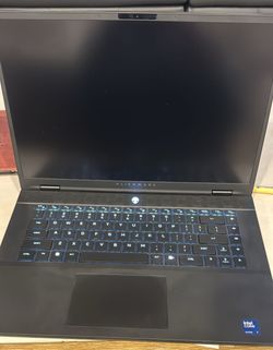 Alienware M16 R2