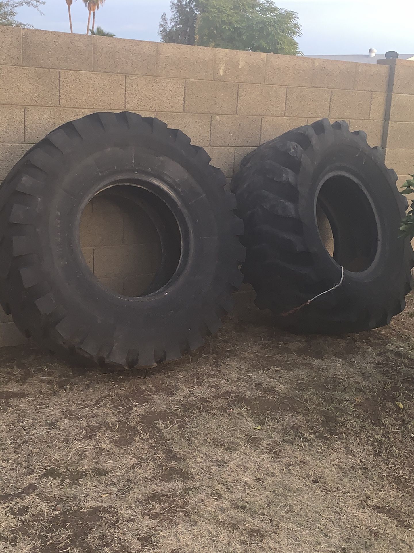 Free used tractor tires for Sale in Phoenix, AZ OfferUp