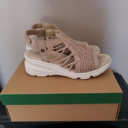 JBU by Jambu Water Lily Sandals