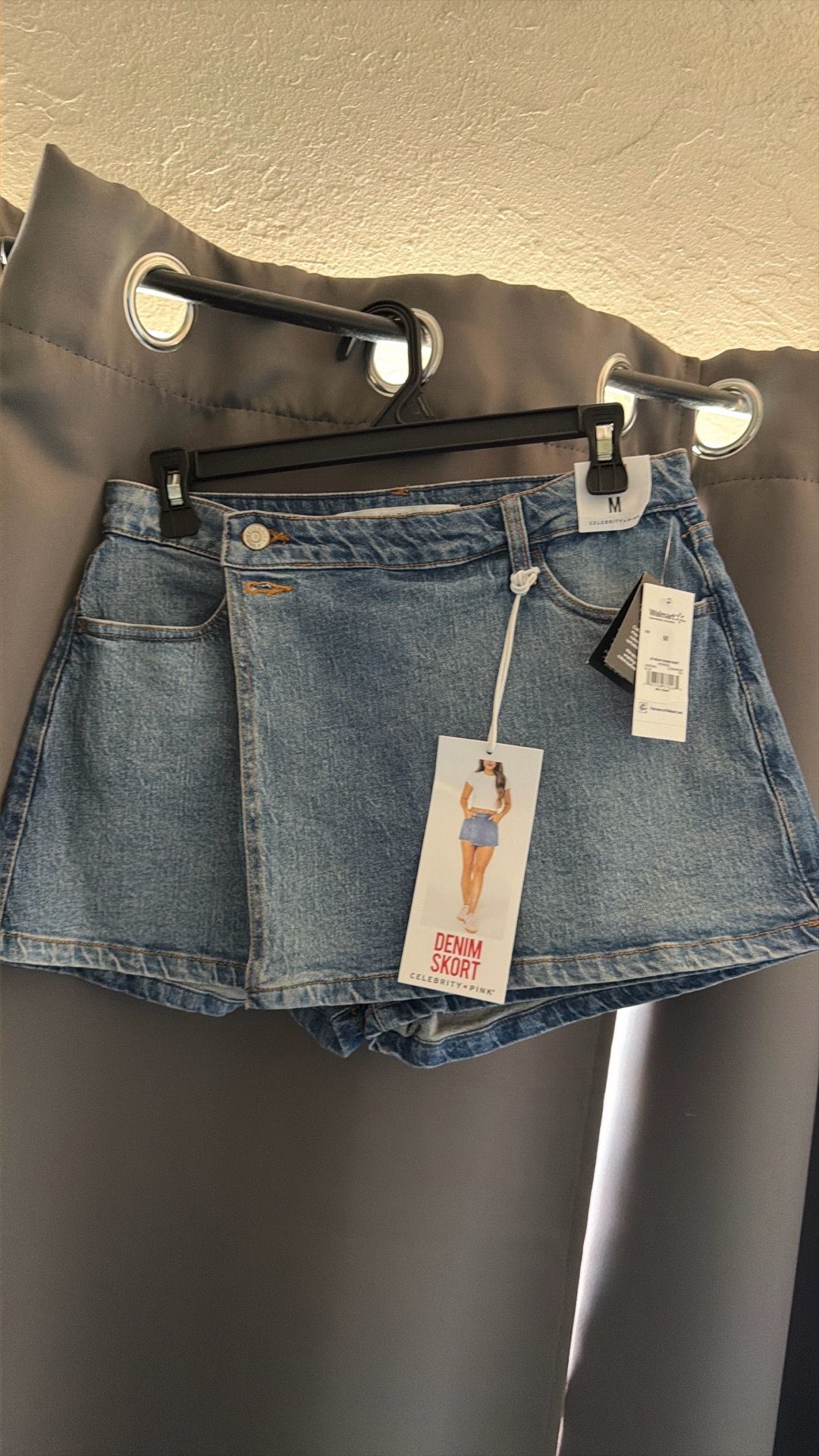 Shorts (skort)