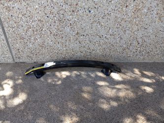 2015-17 Chrysler 200 Back Rebar