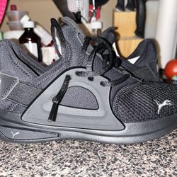 Big Kids Pumas 