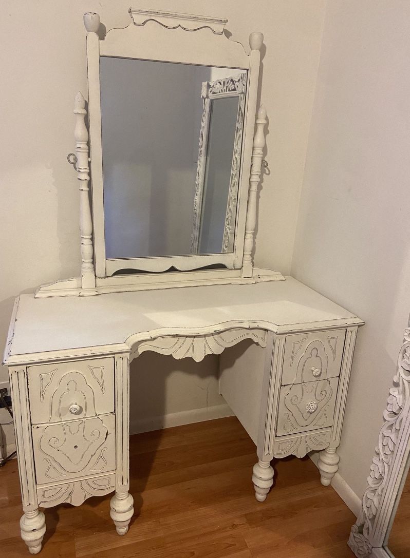 Antique Vanity 