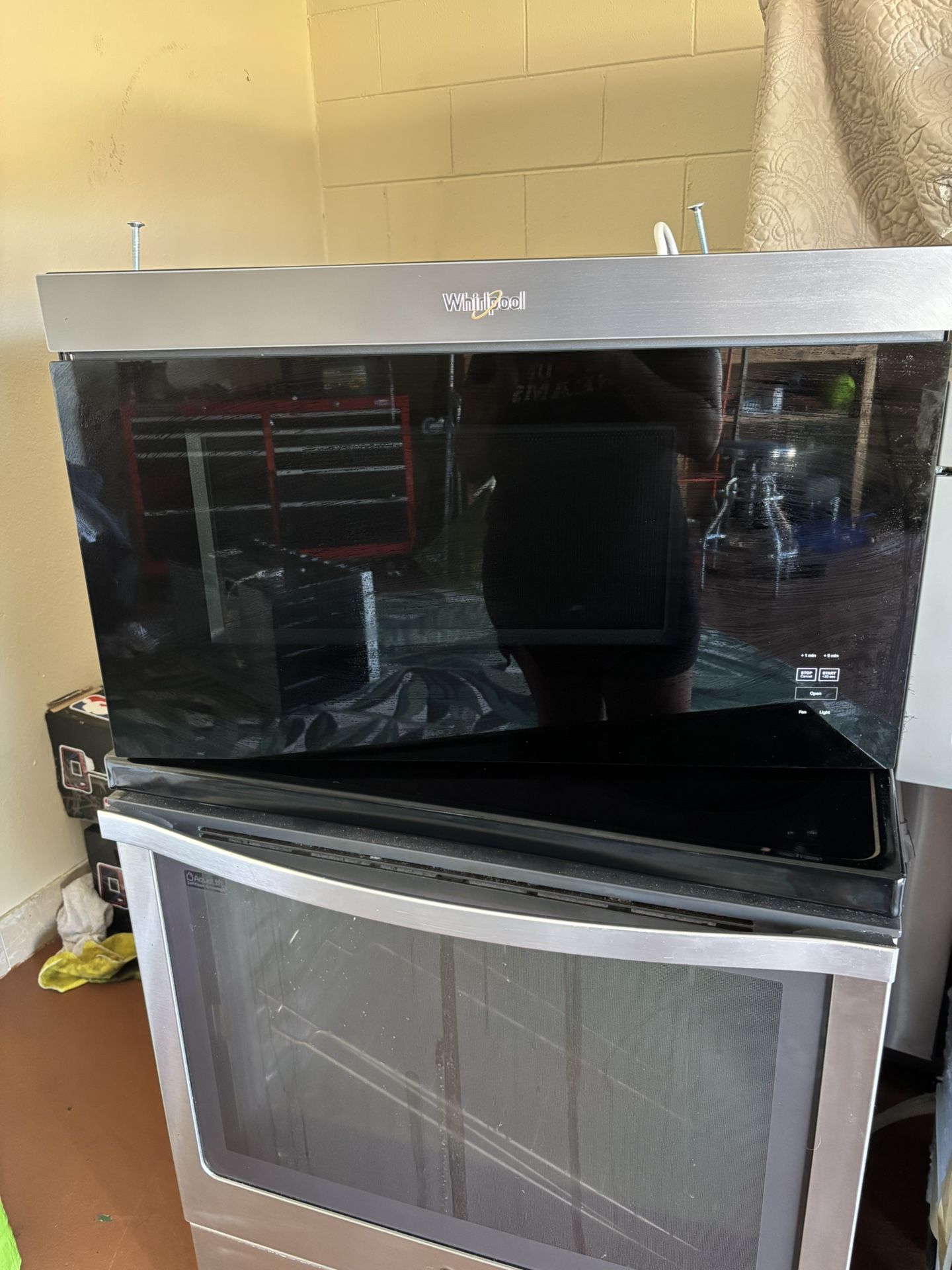 Whirlpool Microwave