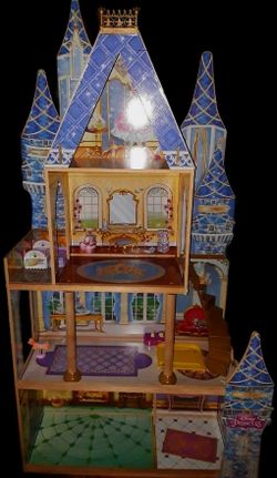 Deluxe Princess Doll House