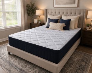 DreamCloud Premier Queen Mattress – Excellent Condition