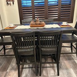 Dinning  Set - Excelent Condition