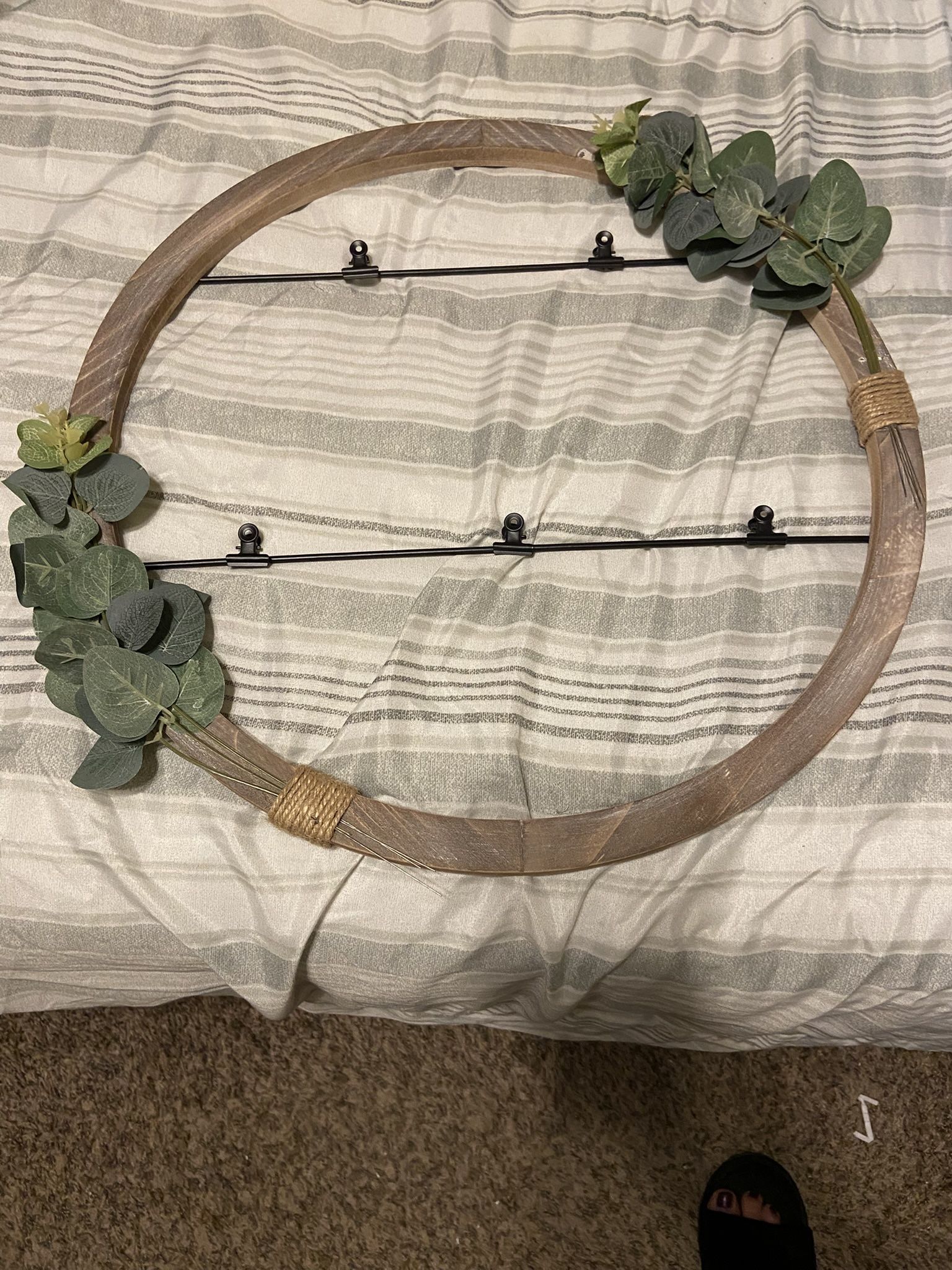 Wreath Picture Holder