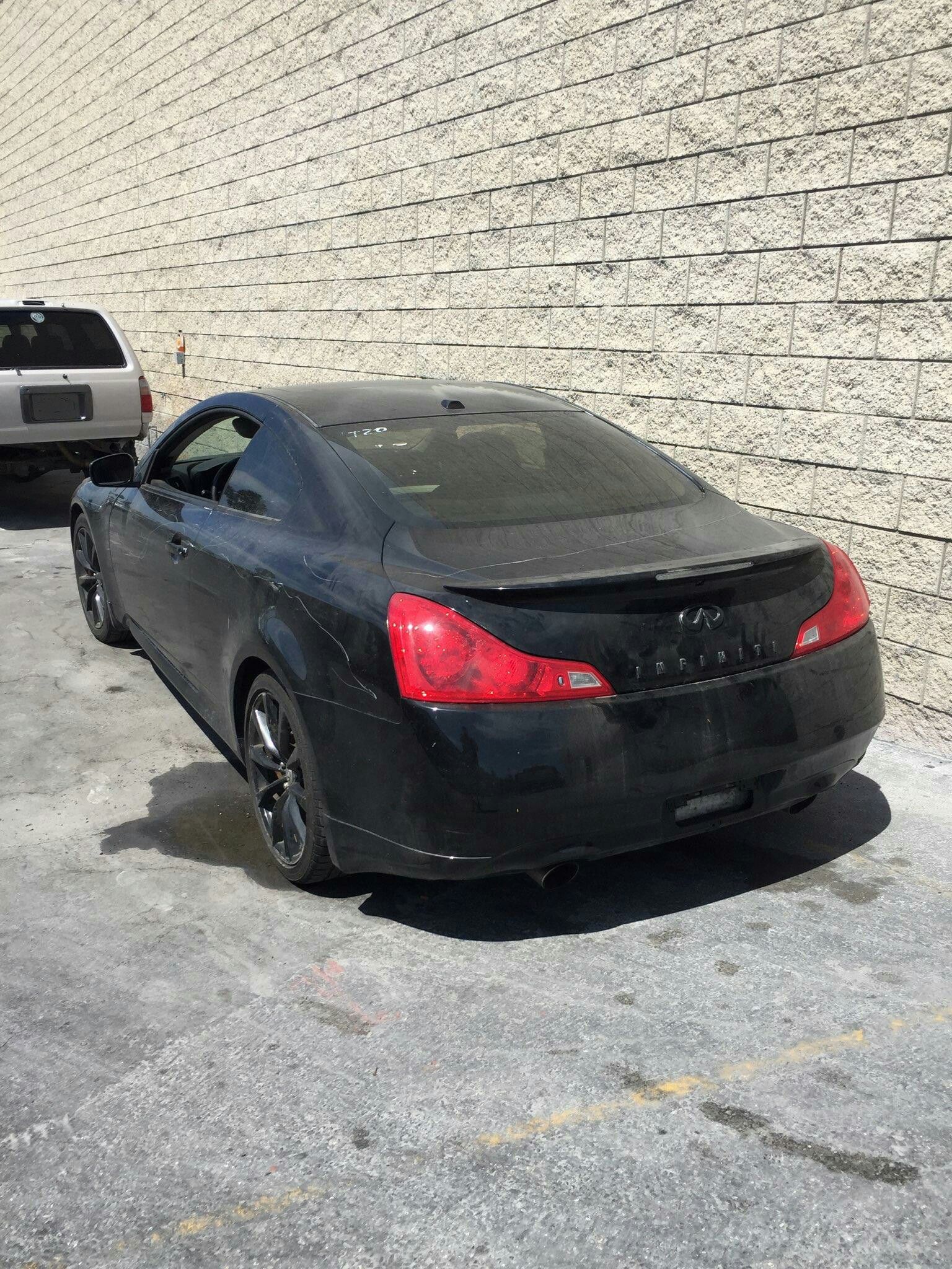 Infiniti g37 parts parting g37 coupe infiniti sport infiniti g37s 6mt parts part out g37 hood