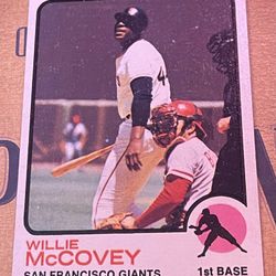 WILLIE MCCOVEY NM 1973 TOPPS BASEBALL CARD