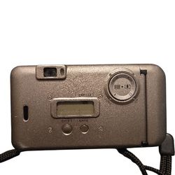 Fujifilm Tiara Zoom 35mm Point & Shoot Film Camera Fujinon Lens LCD Faded