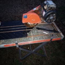 Husqvarna tile saw