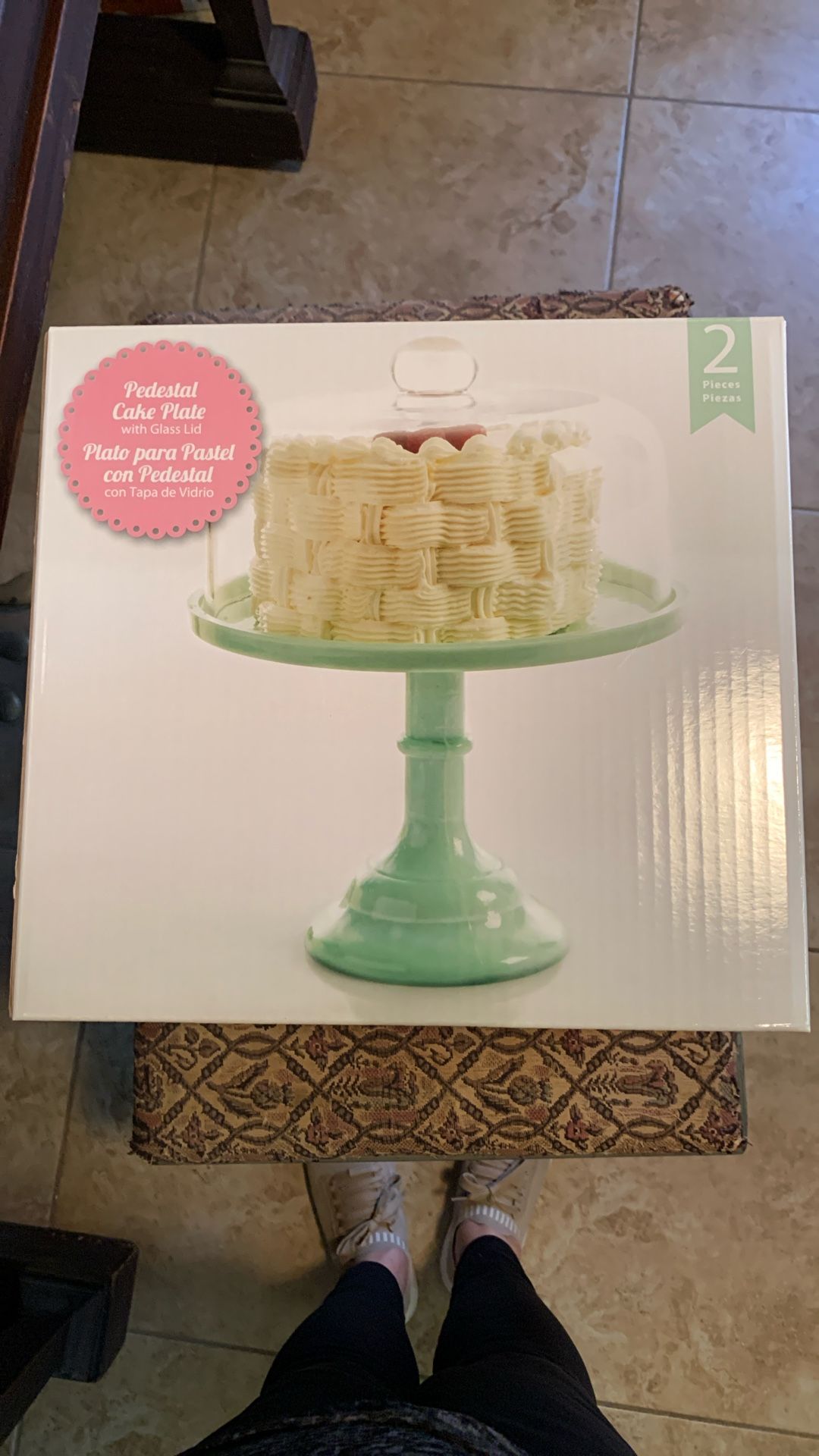 Pedestal Cake Plate With Glass Lid Cover