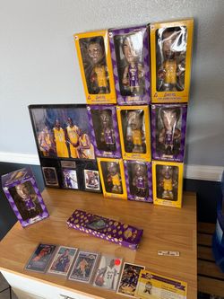 Lakers bobble heads and memorabilia bundle