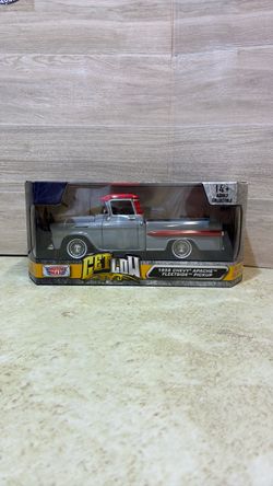 Motor Max Get Low 1958 Chevy Apache Fleetside Pickup 1;24 Die-Cast