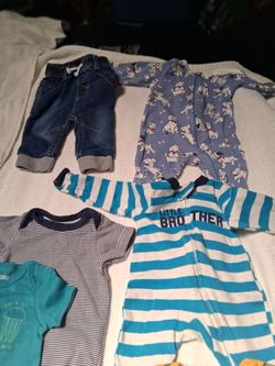 Boys baby clothes 0=6 6-9 Newborns onesies  neverworn