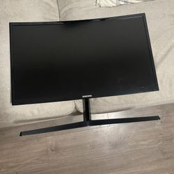 Samsung Monitor (Curved)