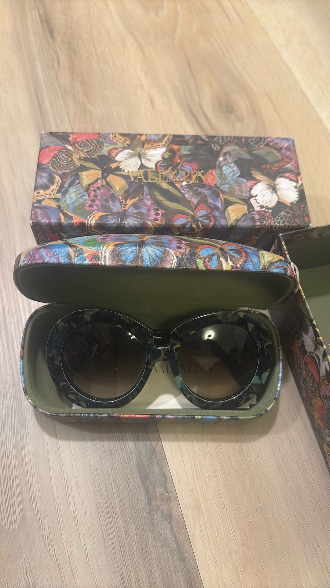 Valentino sunglasses