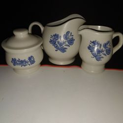 Pfaltzgraff Yorktowne Trio